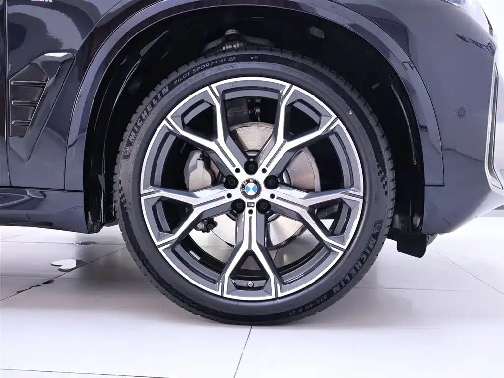 BMW X5 2024 — фото 25