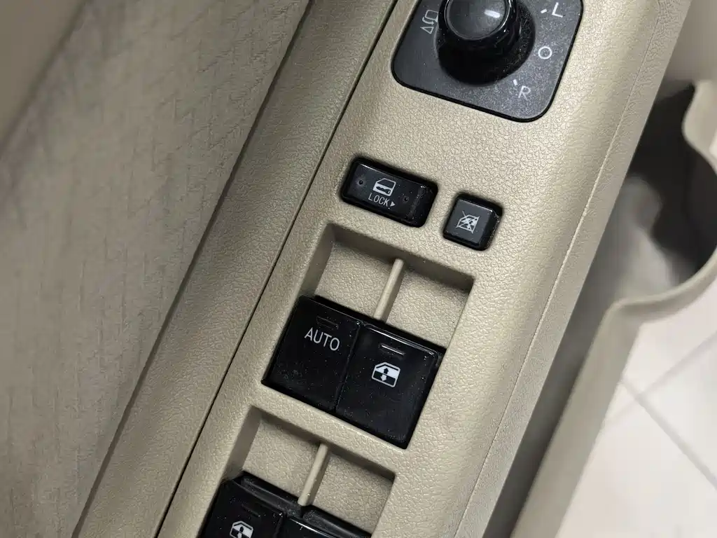 BAIC E-Series 2013 — фото 12
