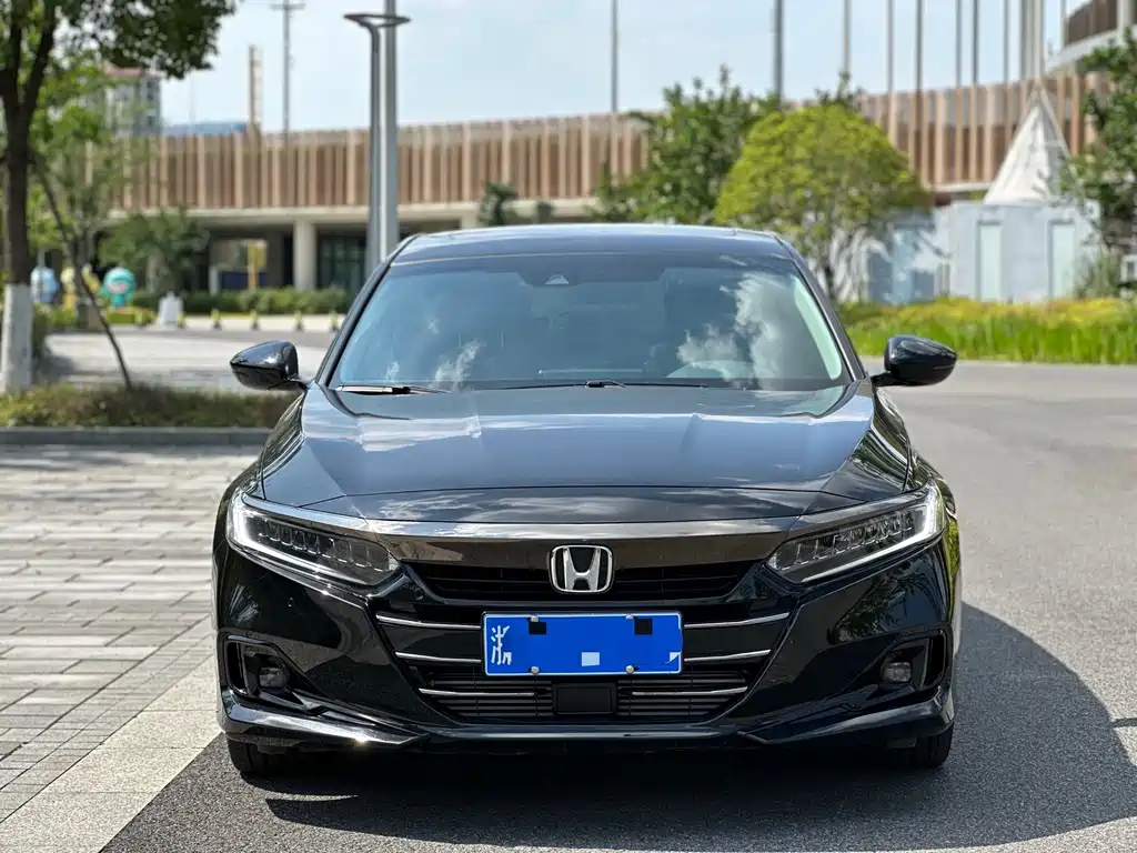 Honda Accord 2023 — фото 2