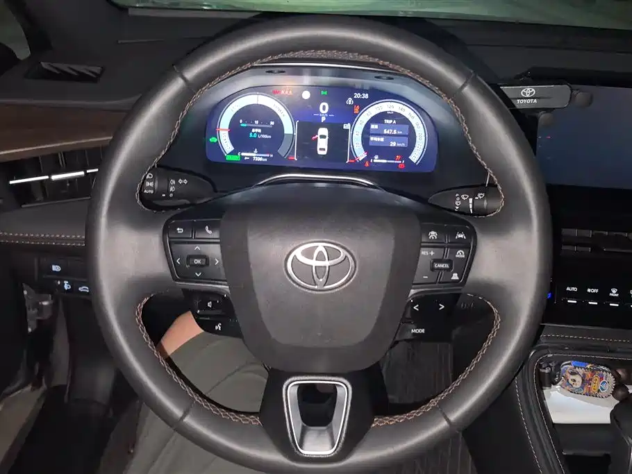 Toyota Avalon 2024 — фото 15