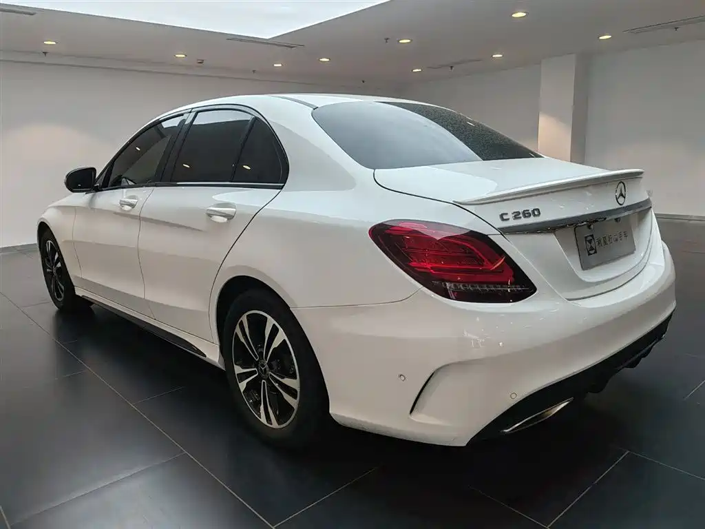 Mercedes-Benz C-Class 2019 — фото 5