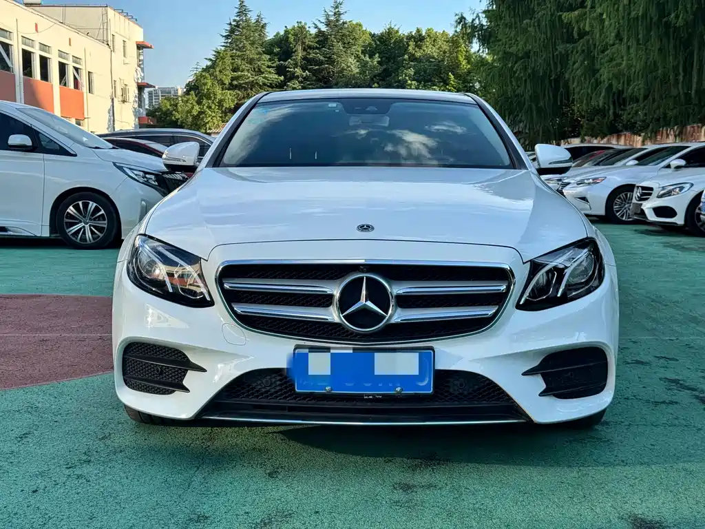 Mercedes-Benz E-Class 2017 — фото 1