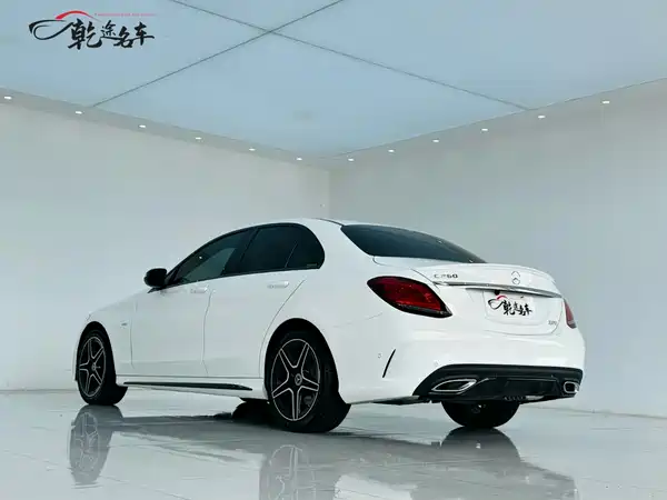 Mercedes-Benz C-Class 2021