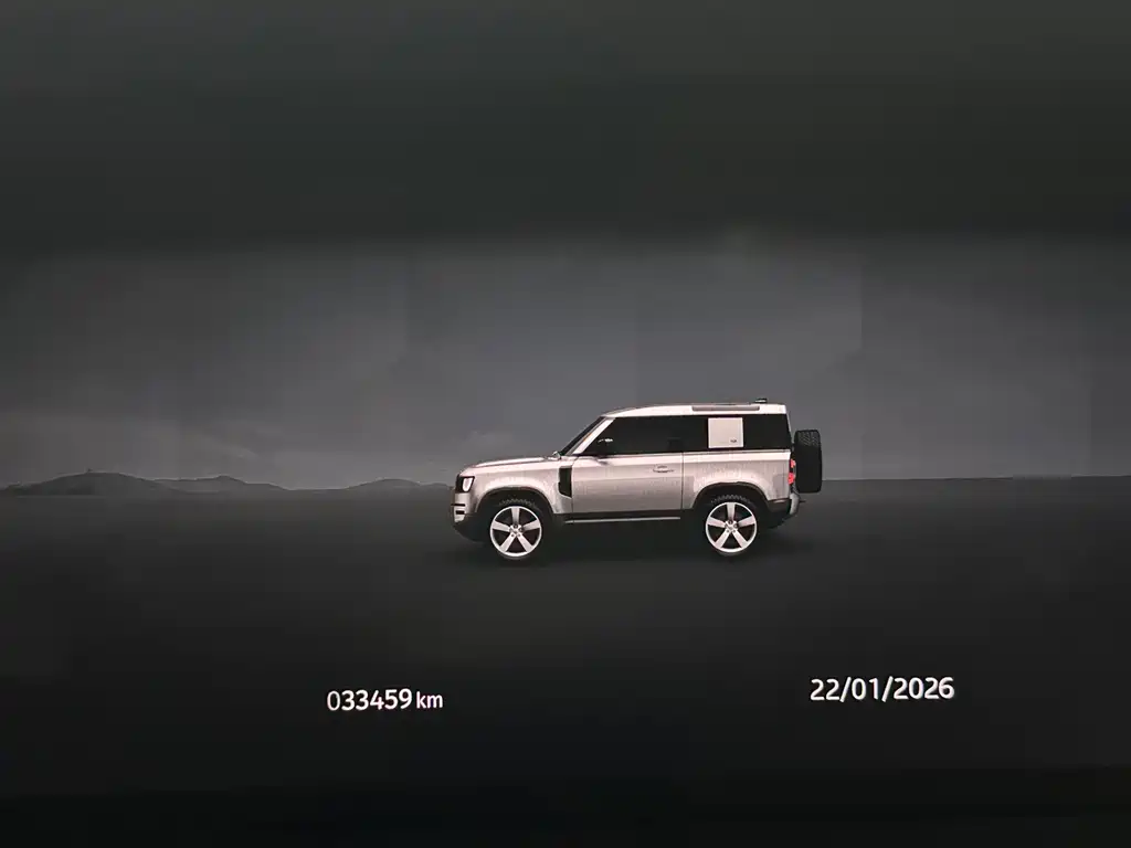 Land Rover Defender 2023 — фото 13