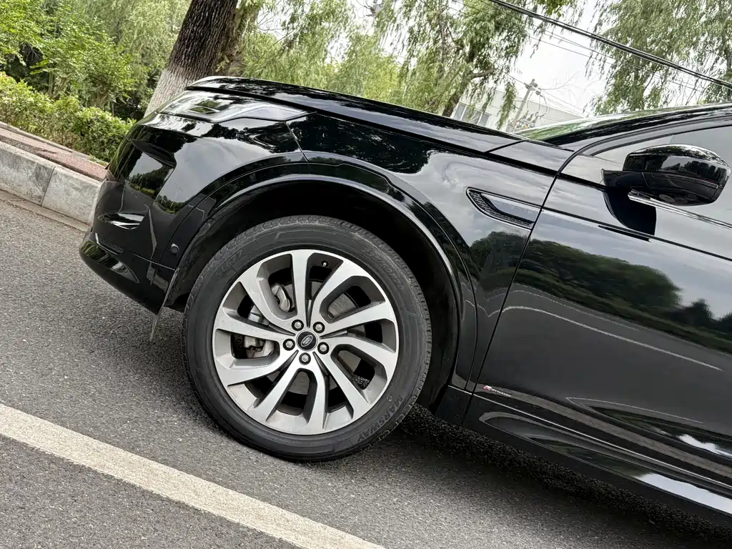 Land Rover Discovery Sport 2020 — фото 4