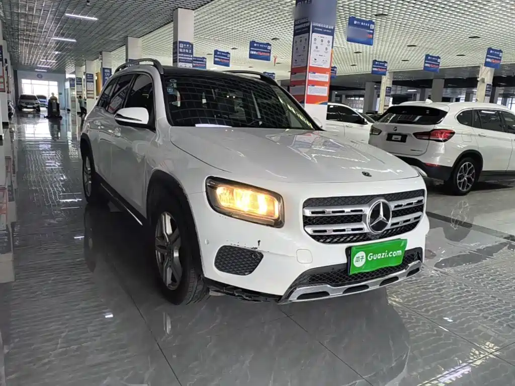 Mercedes-Benz GLB 2021