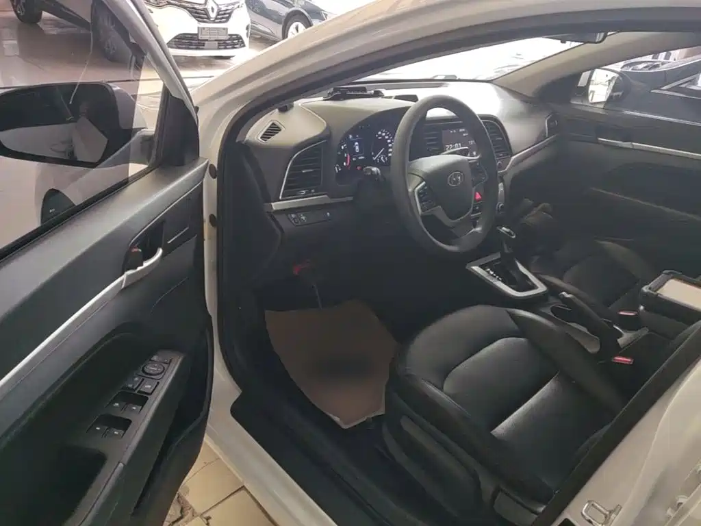 Hyundai Celesta 2018 — фото 16