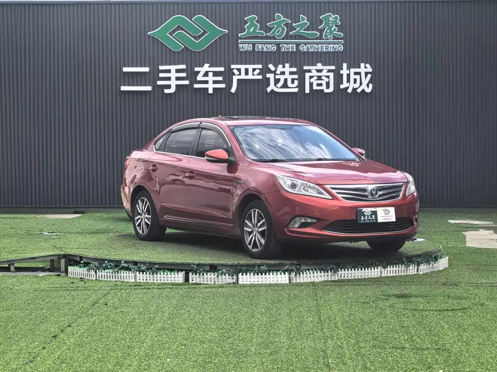 Changan Eado 2015 — фото 3