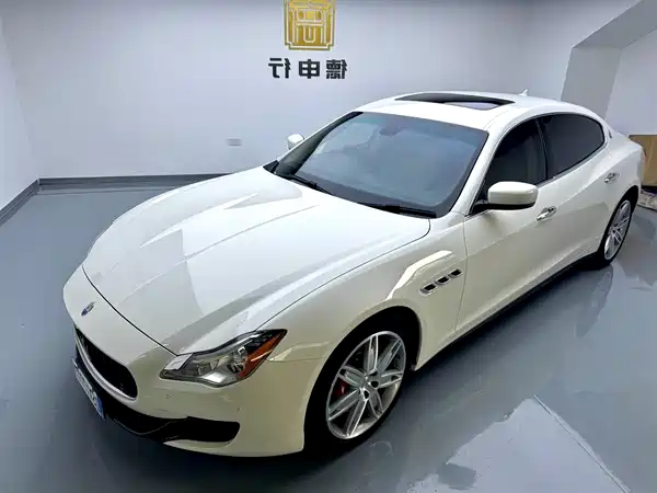 Maserati Quattroporte 2014