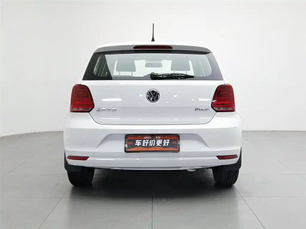 Volkswagen Polo 2015 — фото 4