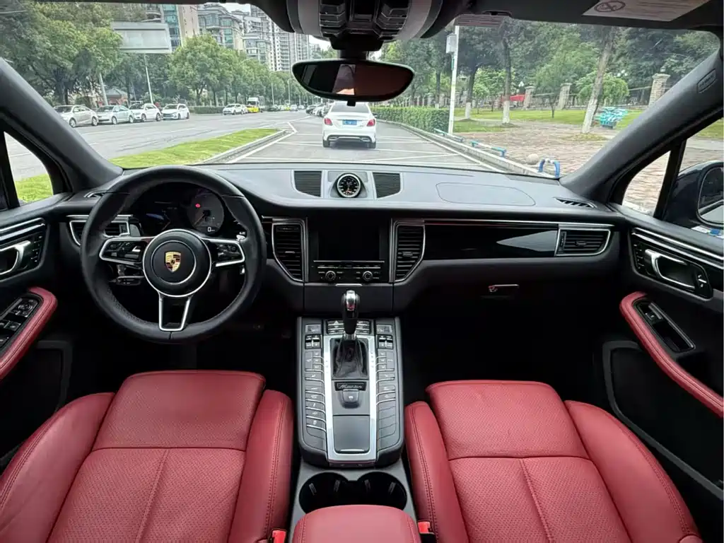 Porsche Macan 2016
