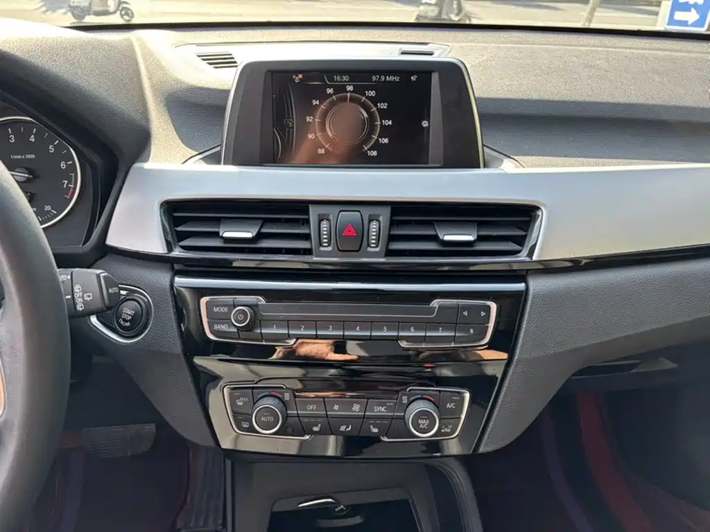 BMW X1 2016