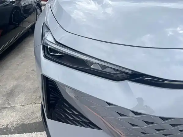 Changan UNI-V 2024