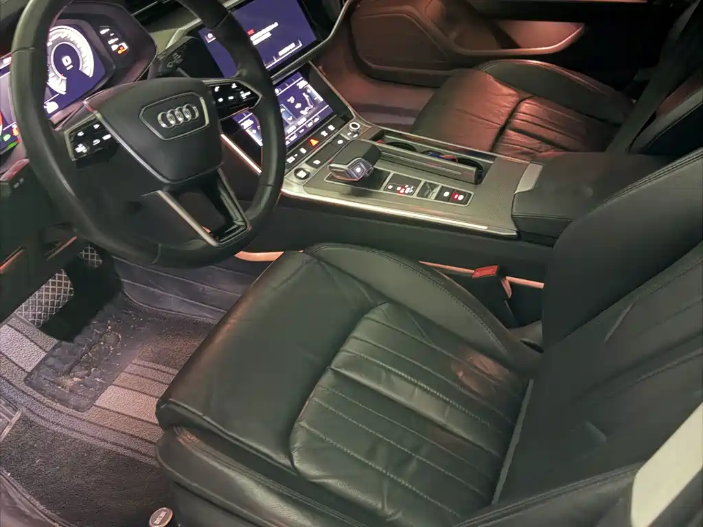 Audi A6L 2021