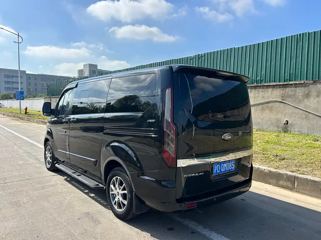 Ford Tourneo 2020 — фото 5
