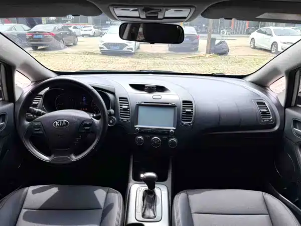 Kia K3 2013