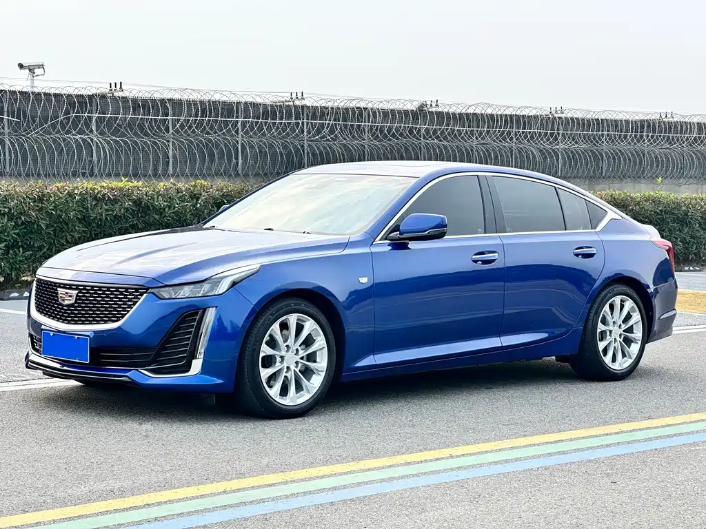 Cadillac CT5 2020 — фото 1