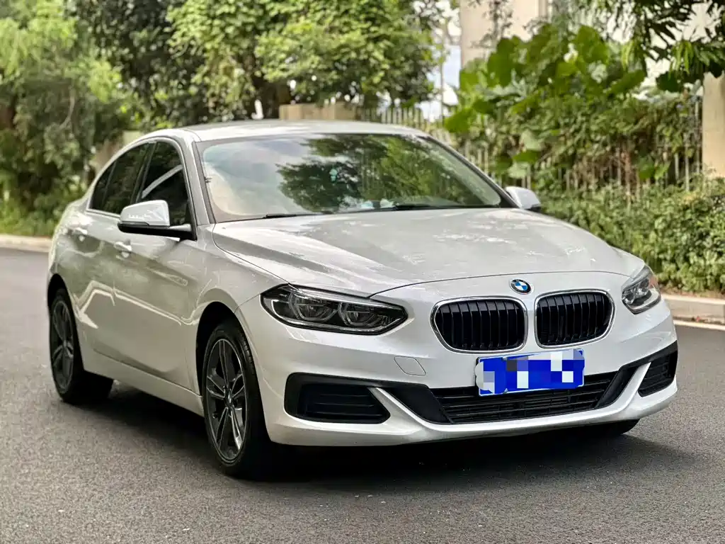 BMW 1 Series 2022