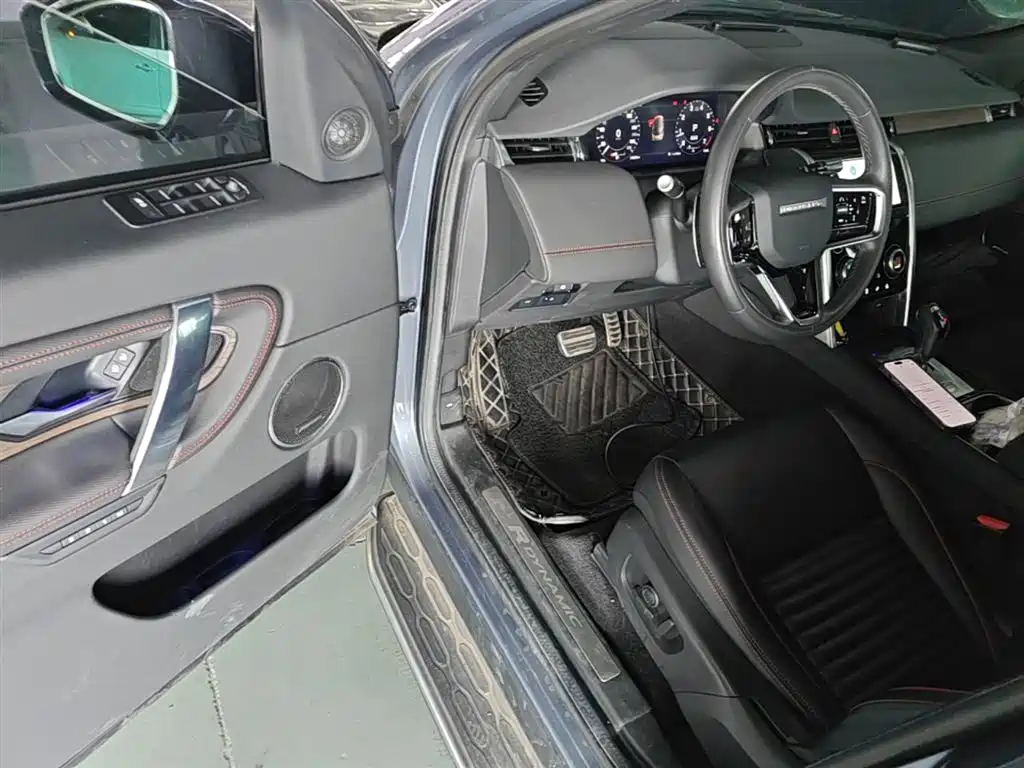 Land Rover Discovery Sport 2022 — фото 16