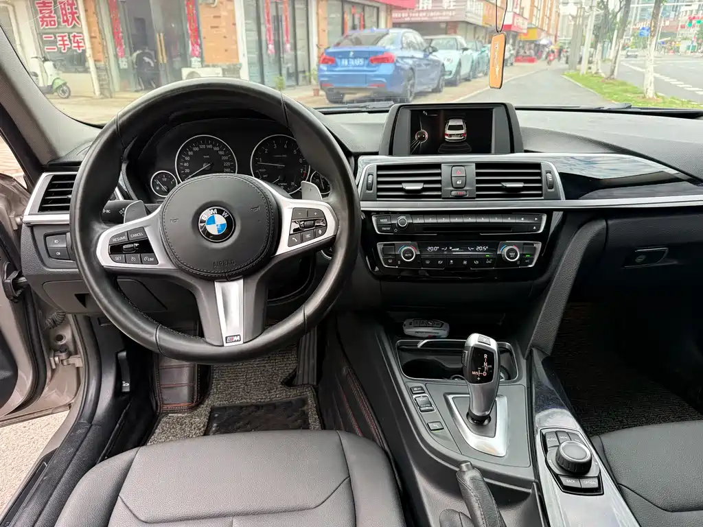 BMW 3 Series 2017 — фото 6