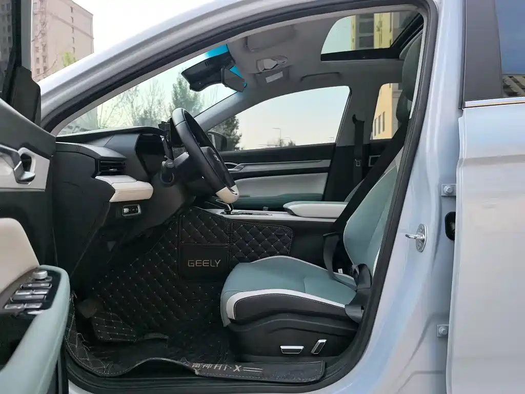 Geely Emgrand L Hip 2022 — фото 4