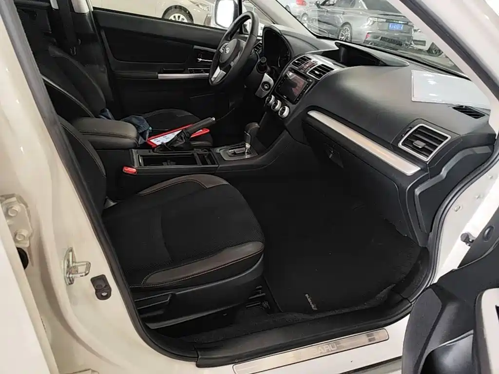 Subaru XV 2016 — фото 25