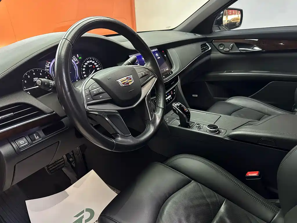 Cadillac CT6 2021 — фото 11