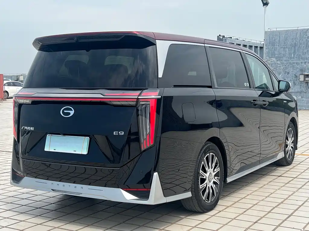 GAC Motor Trumpchi E9 2023 — фото 6