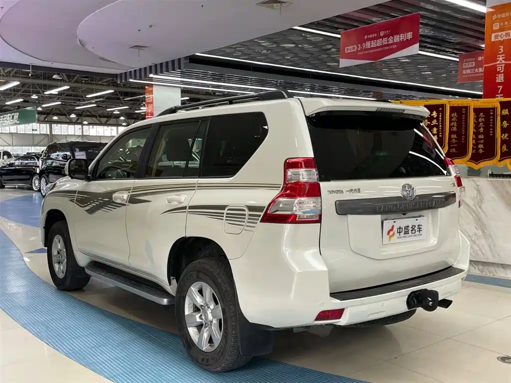 Toyota Prado 2017 — фото 4