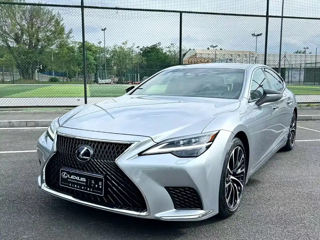 Lexus LS 2021 — фото 1