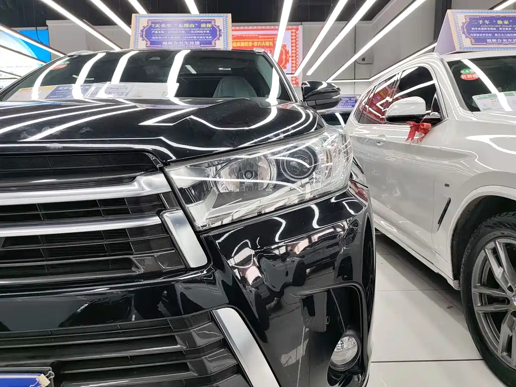 Toyota Highlander 2018 — фото 15