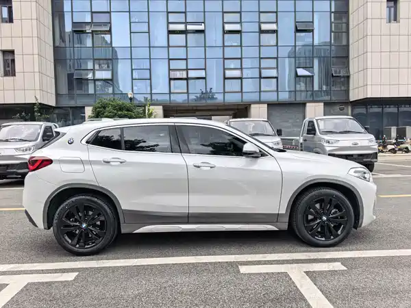 BMW X2 2023