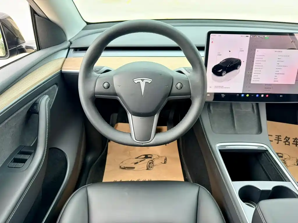 Tesla Model Y 2023 — фото 11