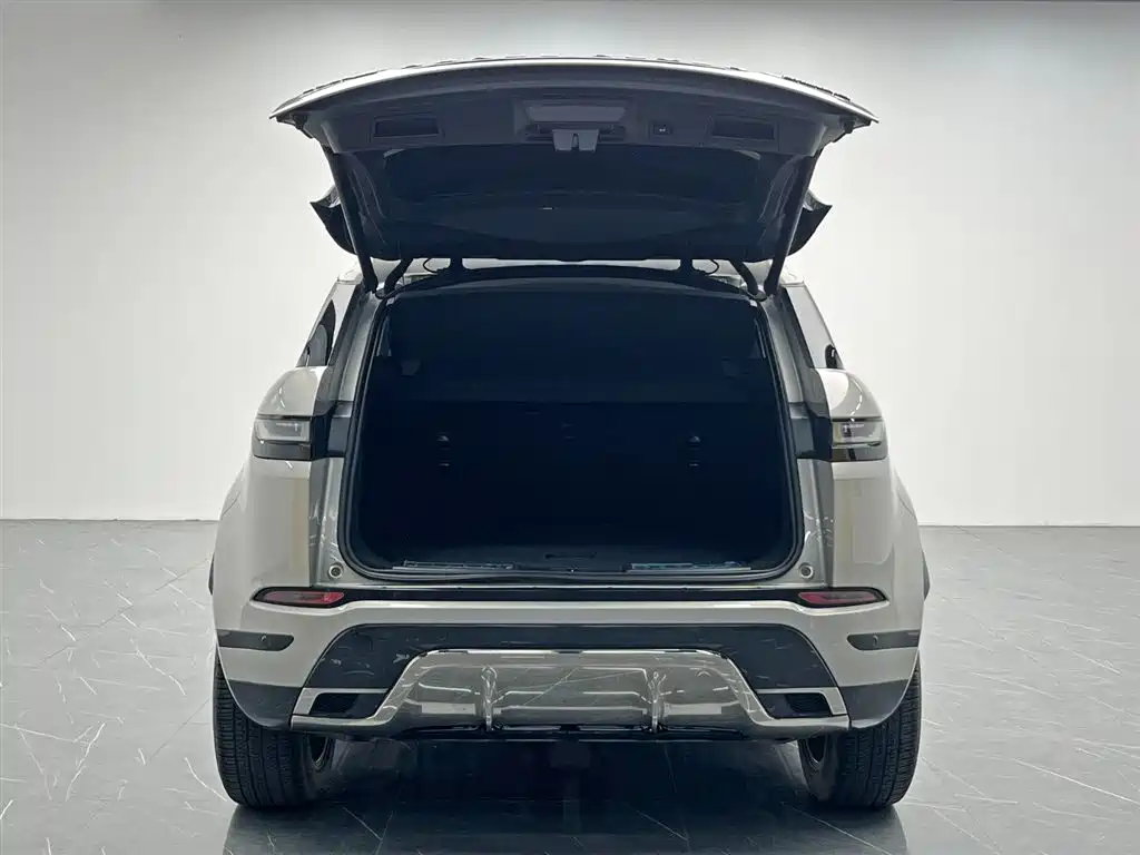 Land Rover Evoque 2022 — фото 11