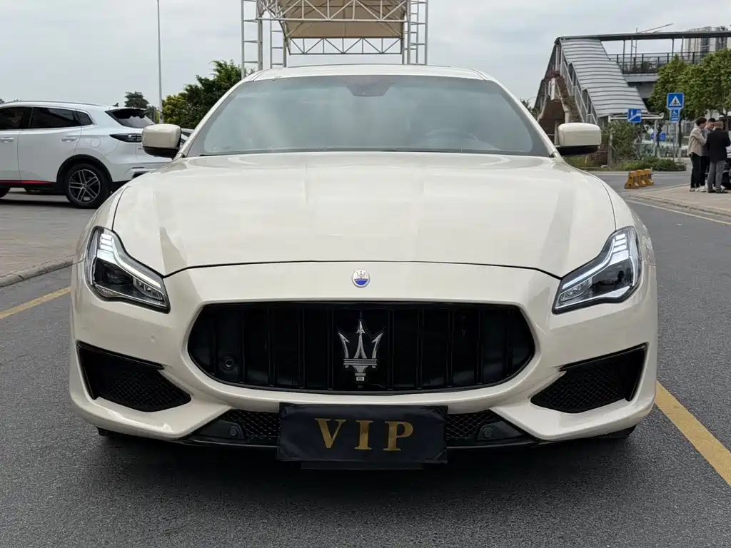Maserati Quattroporte 2016 — фото 2