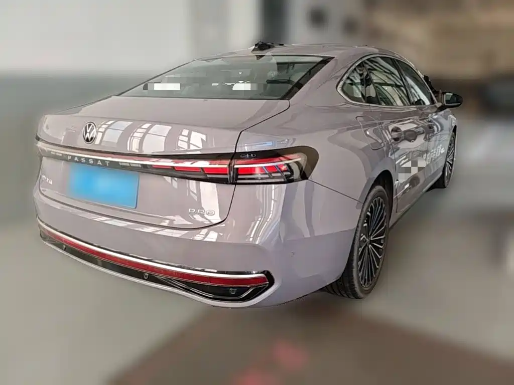 Volkswagen Passat 2024 — фото 12