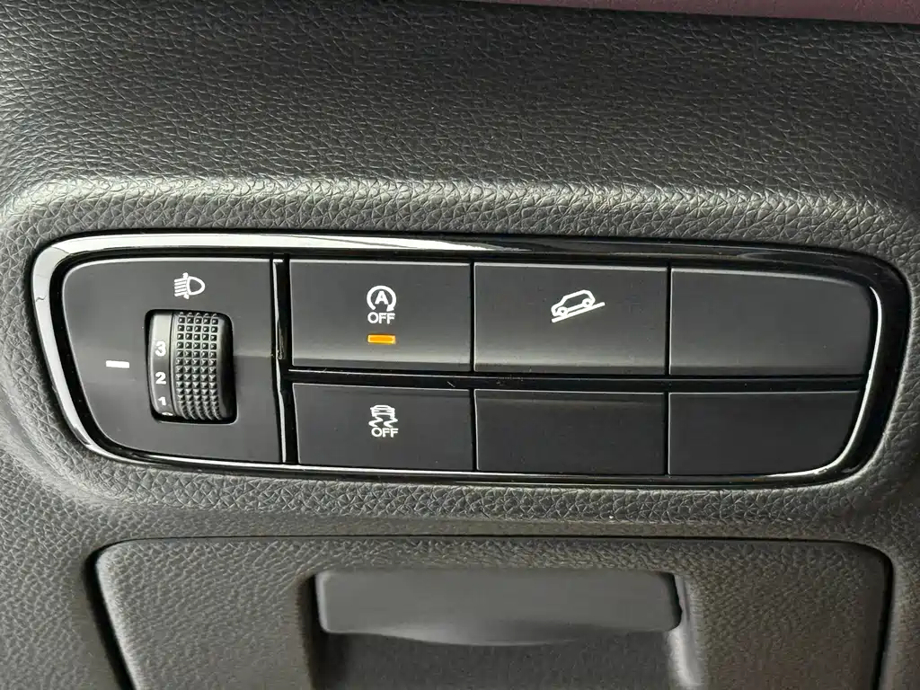 GAC Motor Trumpchi M6 2022 — фото 20
