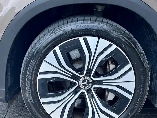 Mercedes-Benz EQE SUV 2023