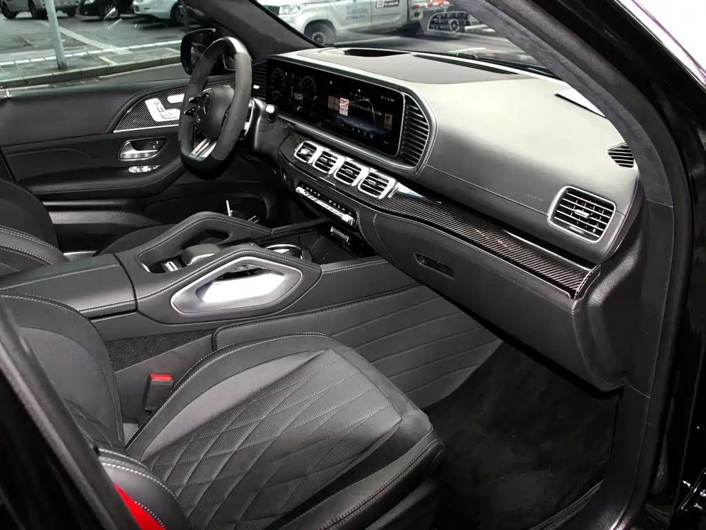 Mercedes-Benz GLS AMG 2024 — фото 14