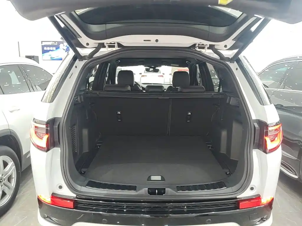 Land Rover Discovery Sport 2022 — фото 19