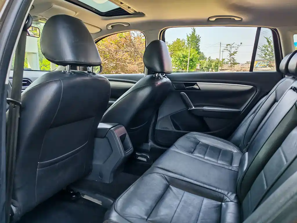 Volkswagen Gran Lavida 2015