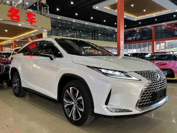Lexus RX 2021