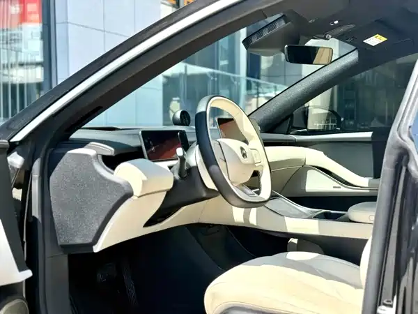 NIO ET5T 2025