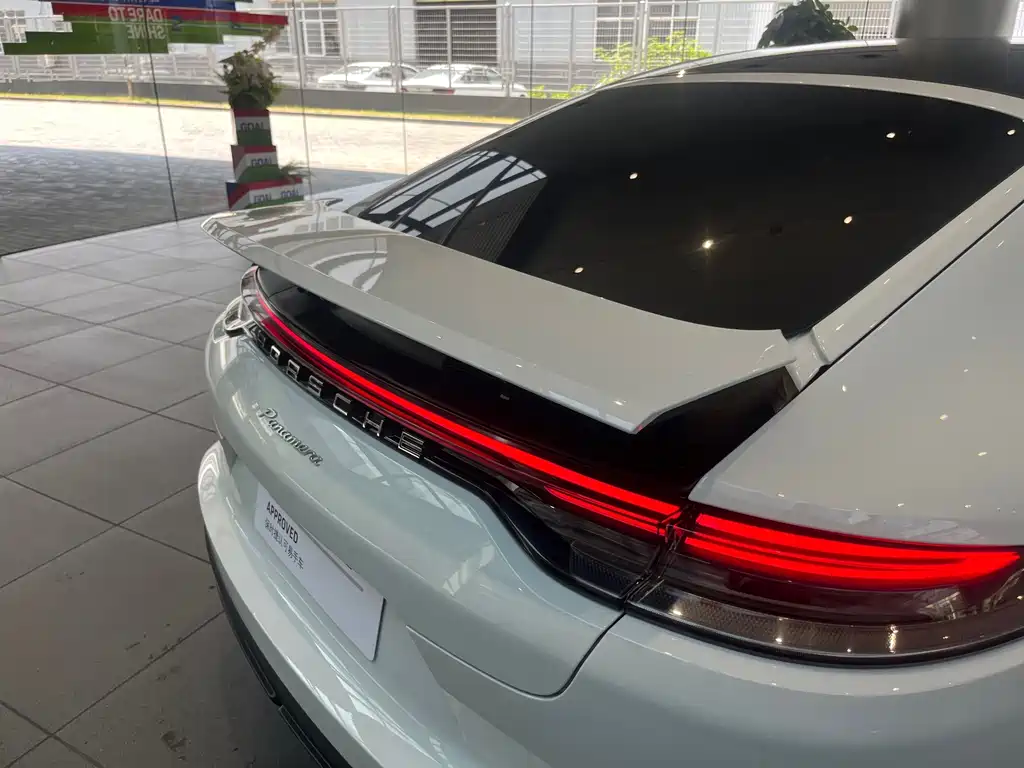Porsche Panamera 2023 — фото 14