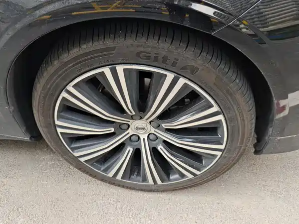 Volvo S90 2022