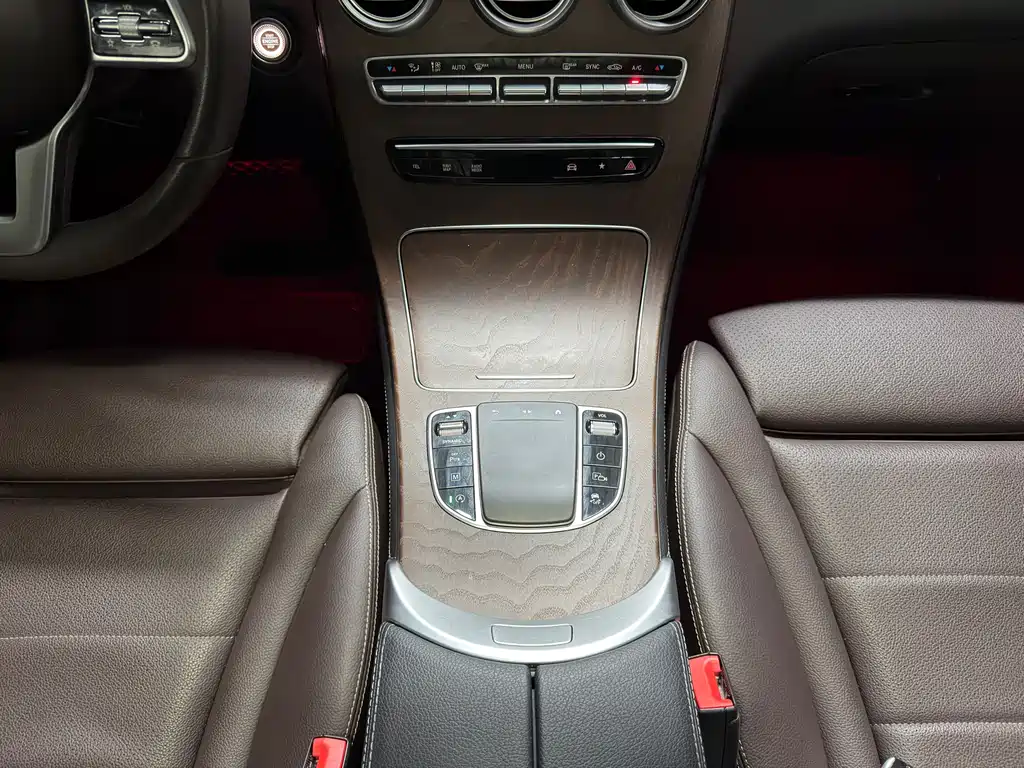 Mercedes-Benz GLC 2020 — фото 15