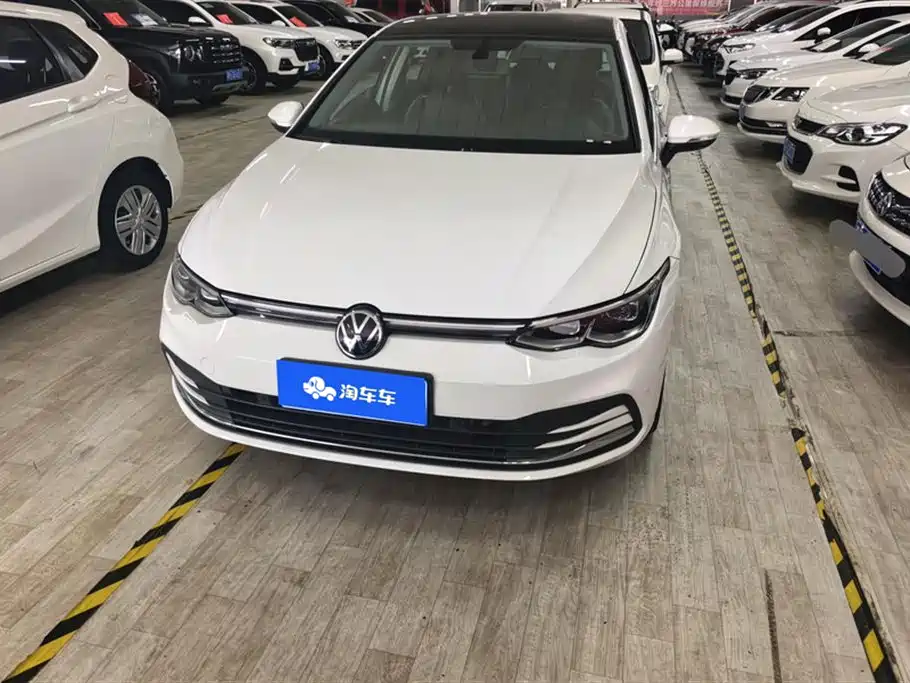 Volkswagen Golf 2022