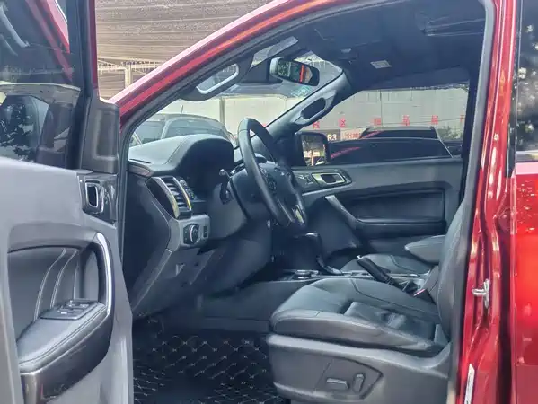 Ford Everest 2017
