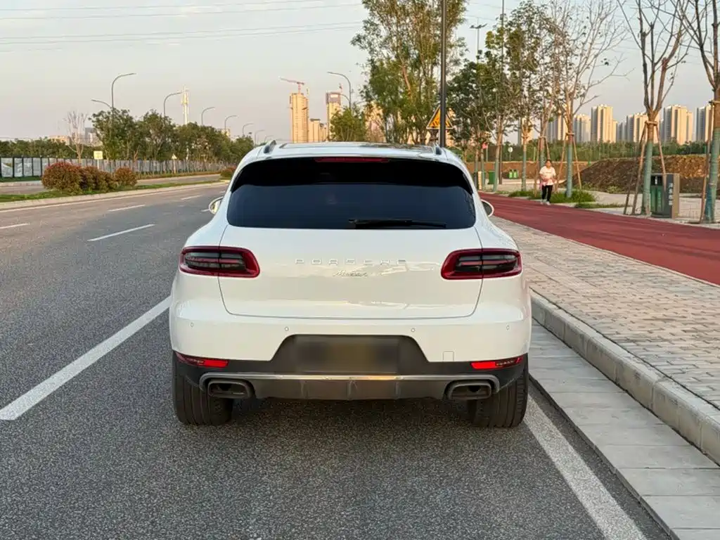 Porsche Macan 2017 — фото 6