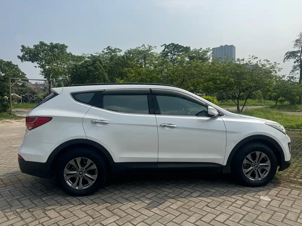 Hyundai Santa Fe 2016 — фото 5